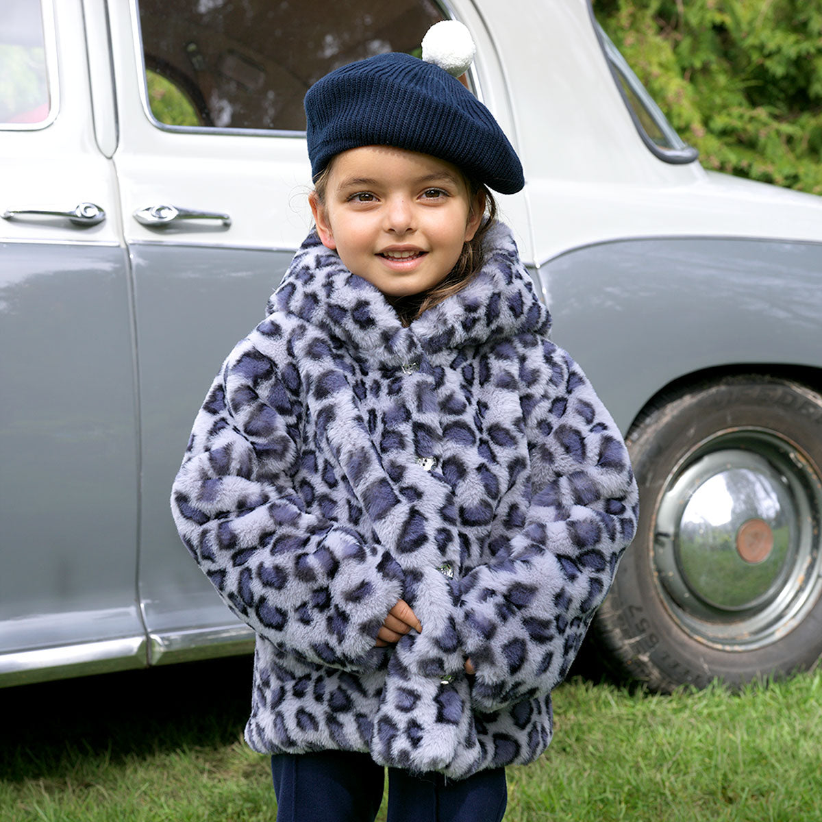 Navy Pom pom beret